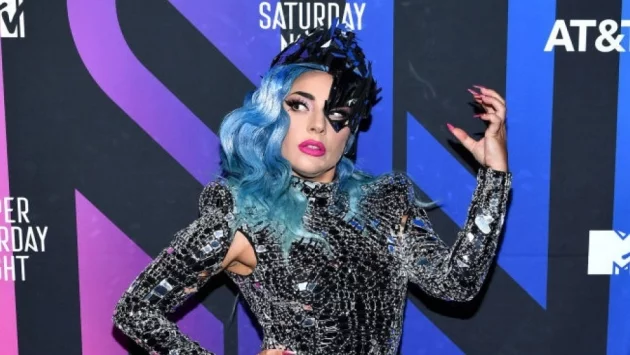 Лейди Гага се похвали с нов мъж (снимка)