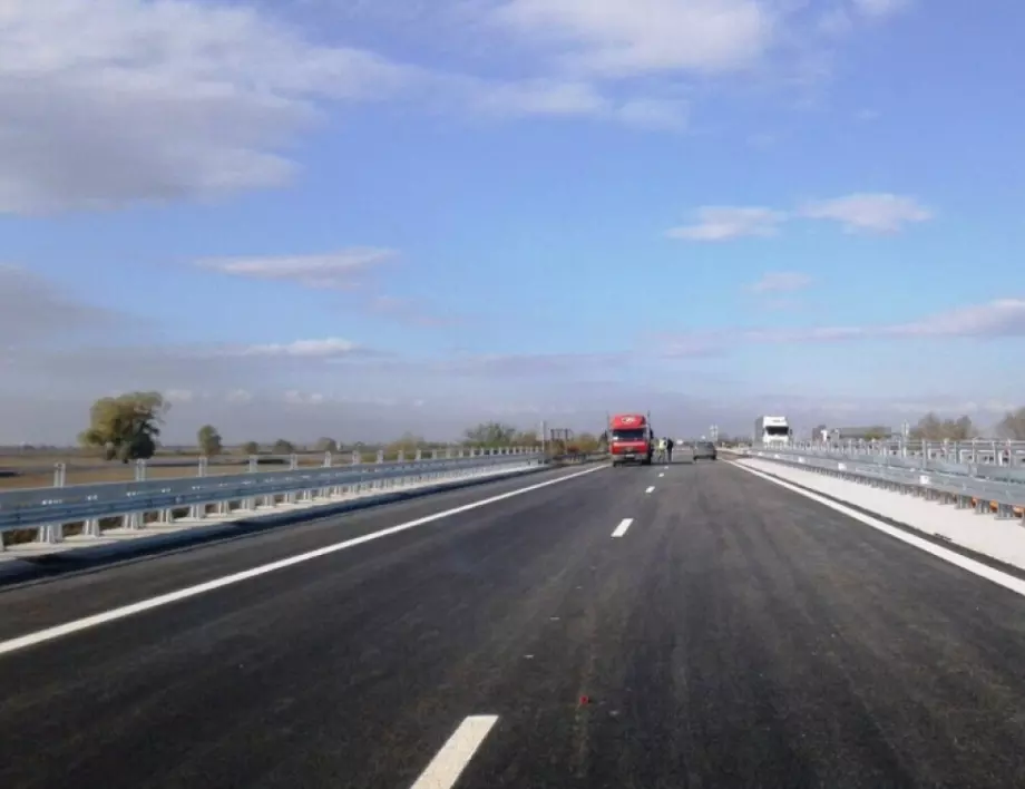  Ремонт на сектор на Автомагистрала Тракия по-скъп от построяването, от АПИ: Не сравнявайте разнообразни столетия 