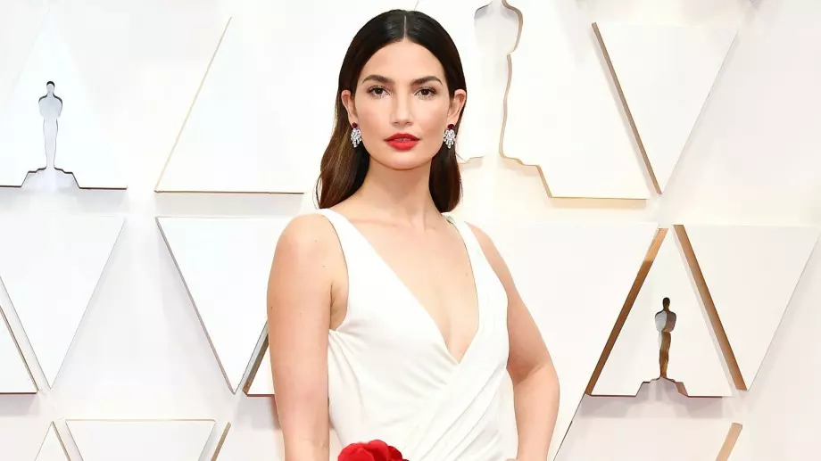 Моделът Лили Олдридж има картина на Владимир Димитров – Майстора (СНИМКА и ВИДЕО)