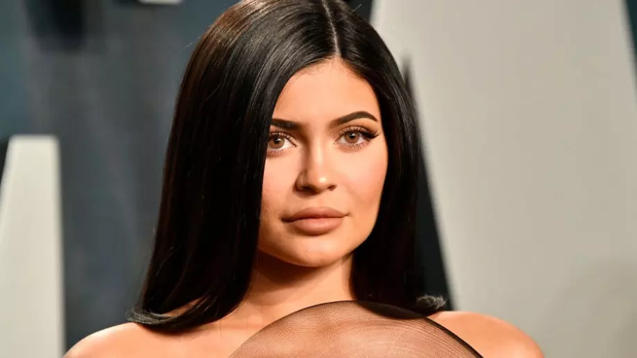 Официално: Кайли Дженър показа новия си любим (СНИМКА)