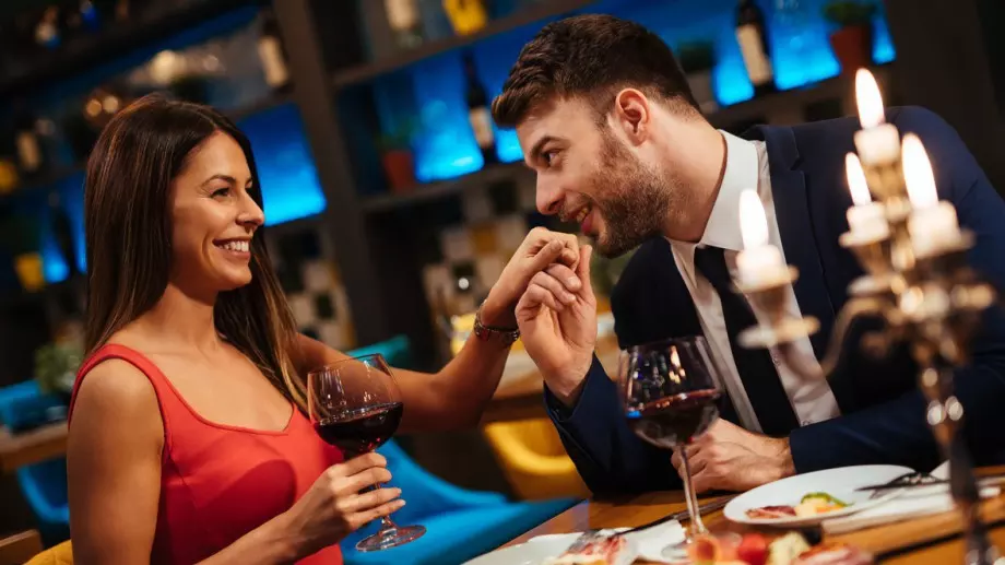 Любовен уикенд хороскоп за 10-11 февруари 2024