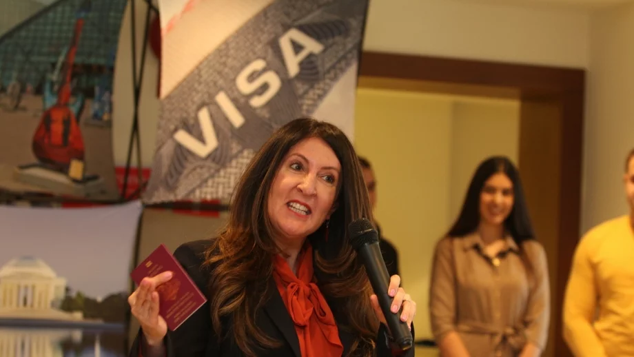 5000 студенти ще могат да отидат на бригада в САЩ