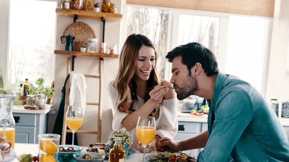 Любовно пожелание за 24 октомври според зодията      