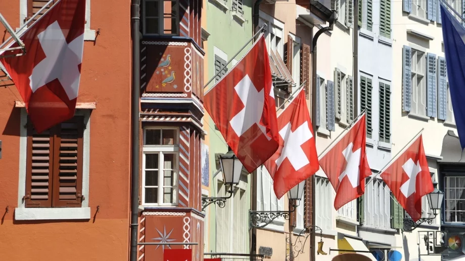 Швейцария не иска безработни българи и румънци