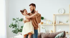 Бащата е най-важният мъж в живота на едно момиче  