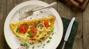Вкусен омлет със зеленчуци