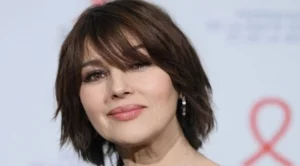 Моника Белучи е неотразима на 55 (снимки)