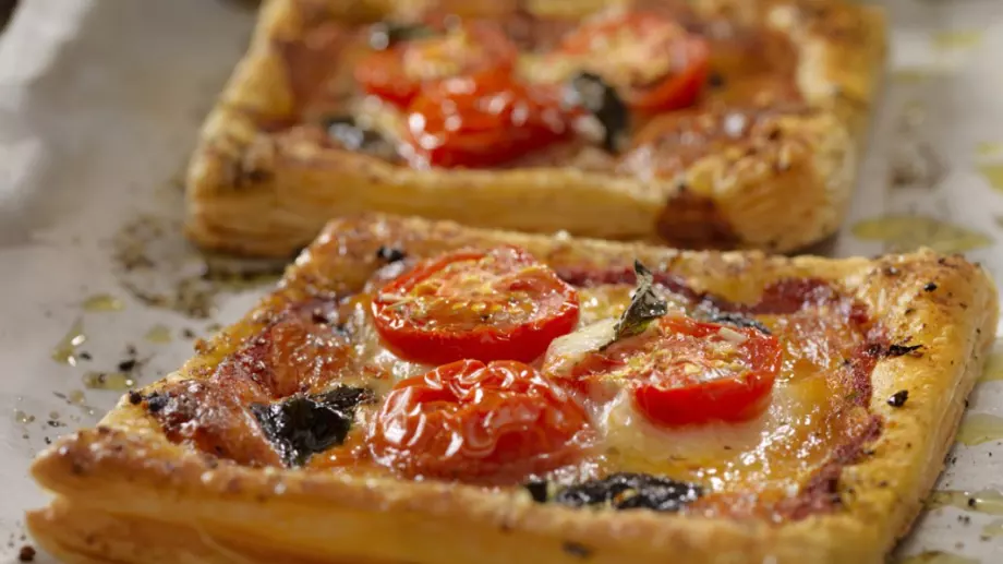 Уникални мини пици от патладжан - рецепта