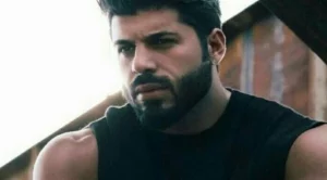 Фики изуми като Стиви Уондър в "Като две капки вода" (видео)