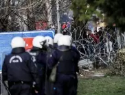 Обвиниха гръцки полицай за стрелба по мигранти