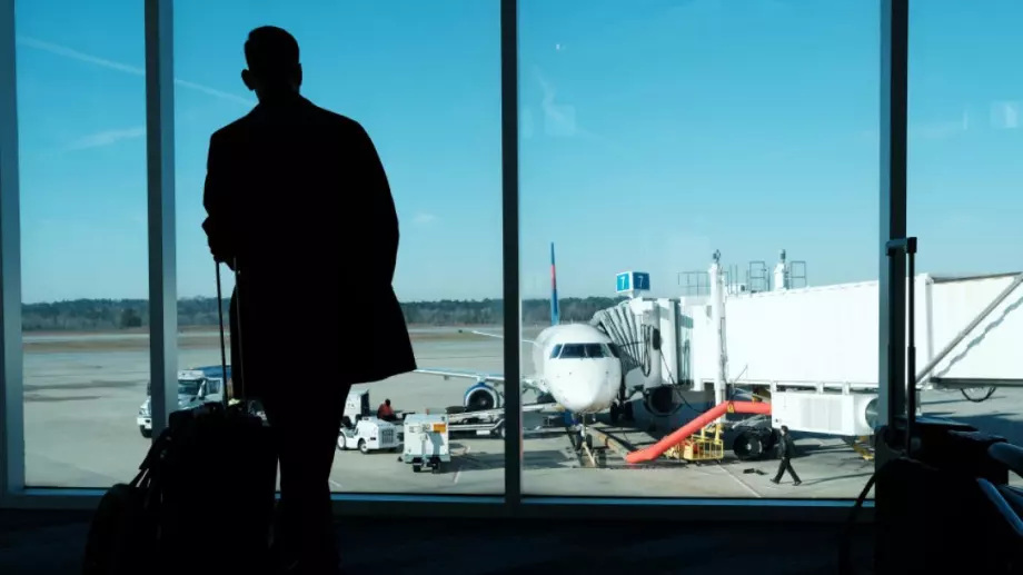 Гърция отваря 9 летища за полети от ЕС и 5 други държави