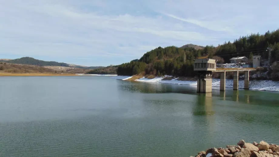 Директор на язовирите в България: Собственичка на барове е на поста