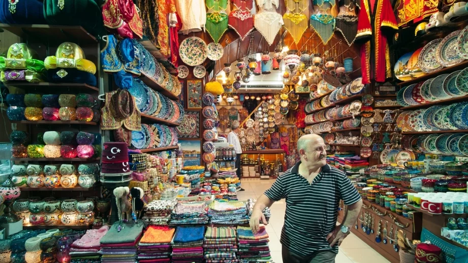 И Капалъчаршъ в Истанбул пострада от коронавируса