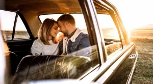 Сродната ти душа не трябва да те завършва