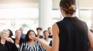 5 вида кофти презентатори