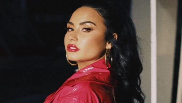  Деми Ловато е по-силна от всякога (видео)