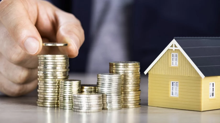 Кредит в евро или в лева: Кой ще е по-изгоден, щом влезем в еврозоната?