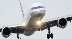  {{ otherArticle[0].article.title }} 