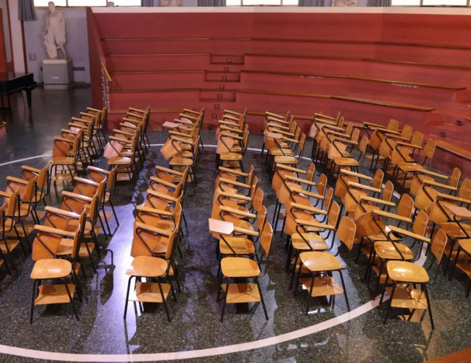 МОН предлага съвместно обучение на студенти и докторанти от университетите 