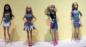 Изложба в чест на куклата Барби отваря в Лондон