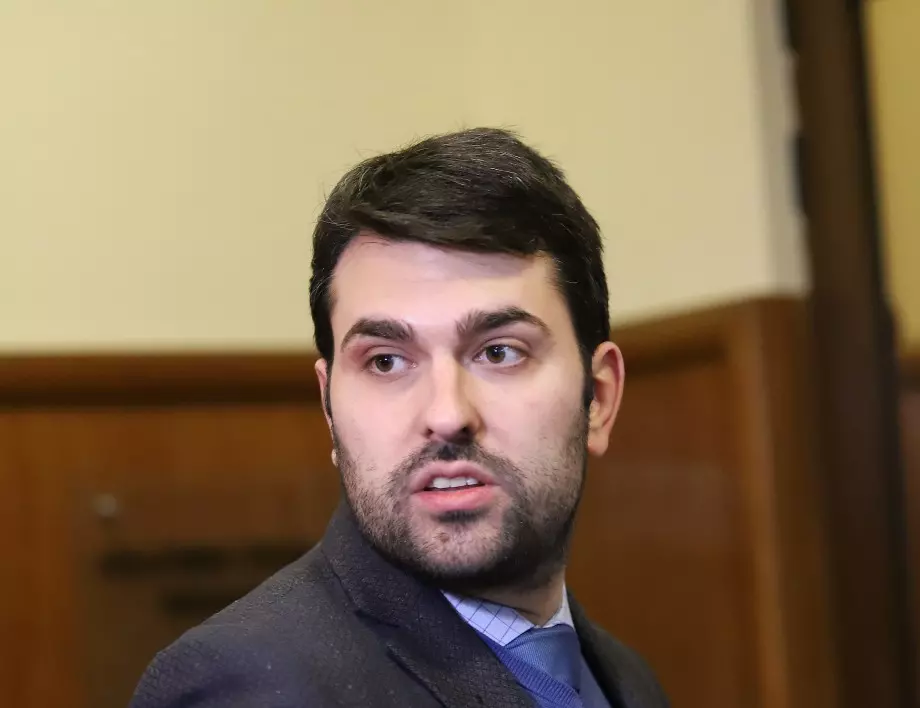 МГЕРБ: Проф. Иво Христов да подаде оставка заради репликата "инфантилното българско население"