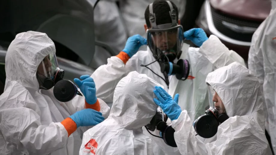 Дават по още 1000 лв. на медиците, борещи с коронавируса 