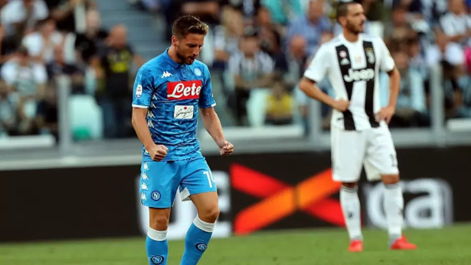 Звезда от Серия А тренира с... бутилка вино в ръка (ВИДЕО)