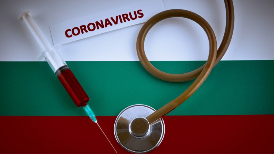 Коронавирусът се разпространява все по бързо у нас а заразените са