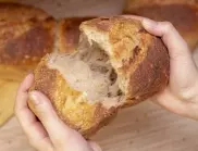 Стар хляб под течаща вода - трикът на умните домакиини