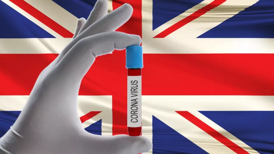 Великобритания връща задължителните маски от 30 ноември