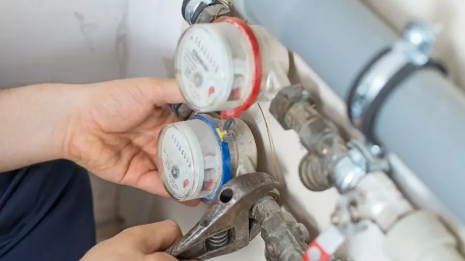 Вдигат цените на водомерите и топломерите