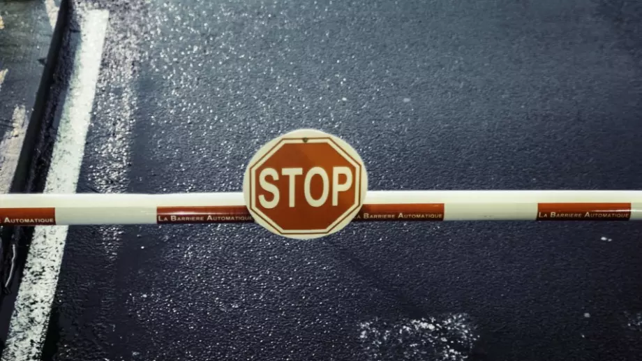 България затвори границите си за хора от 16 държави заради Covid-19