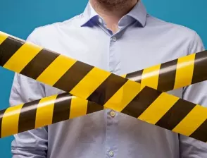 Бележки по домовете показват кой е под карантина в Русенско
