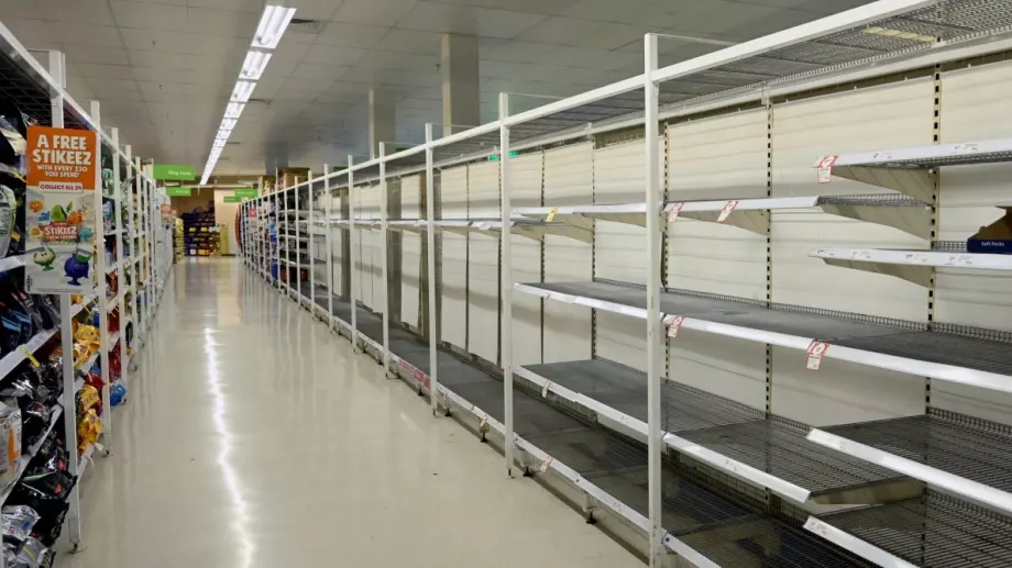 Великобритания отчаяно търси чужди работници