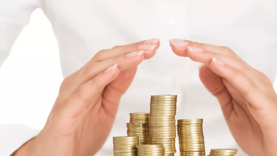 Застрахователният пазар остава стабилен, въпреки икономическите трудности и високата инфлация 