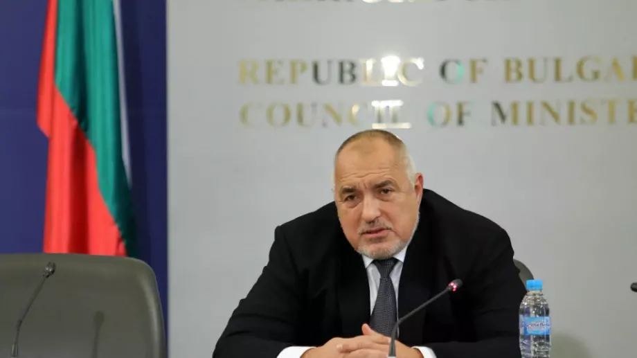 Борисов поиска оставките на трима ключови министри