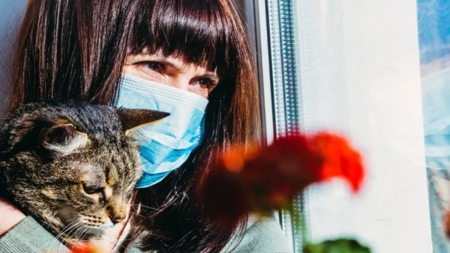 Българи разказват как живеят в страни с коронавирус