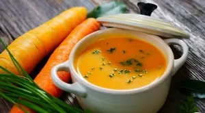 Морковена крем супа с нахут