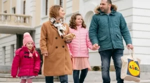 12 български семейства от цялата страна стават посланици на Lidl