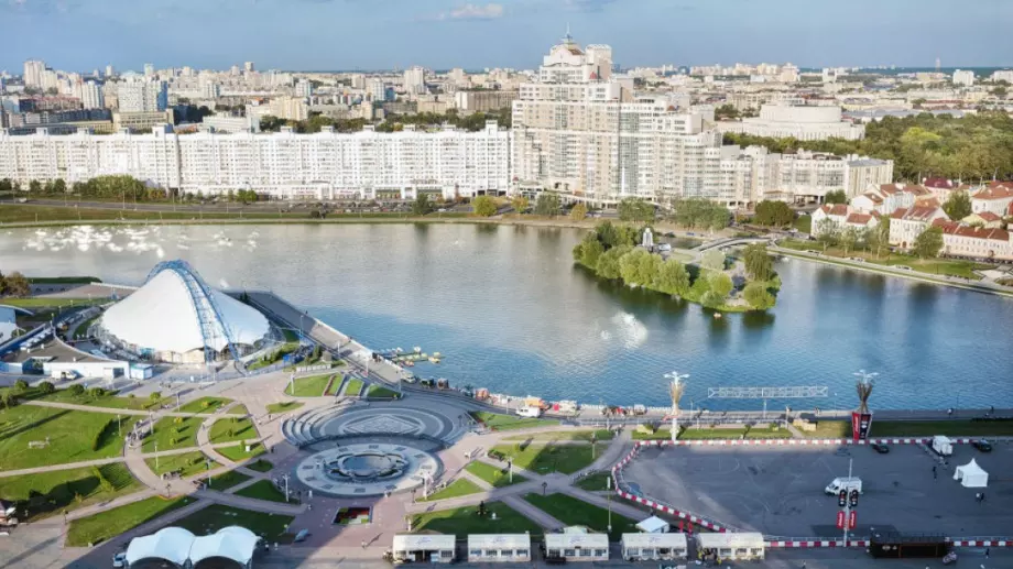 Япония замрази активите на 3 беларуски банки