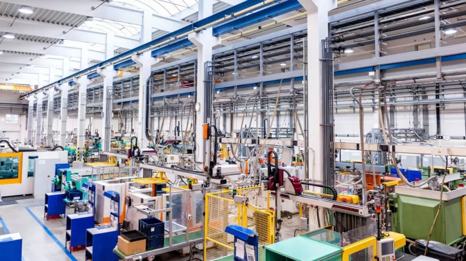 Французите не вярват, че ЕС ще върне производството в Европа 