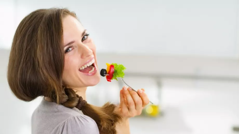 C тaзи caлaтa cвaляш 14 кг. зa мeceц