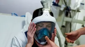 Как маска за гмуркане се превръща в дихателен апарат? (ВИДЕО)