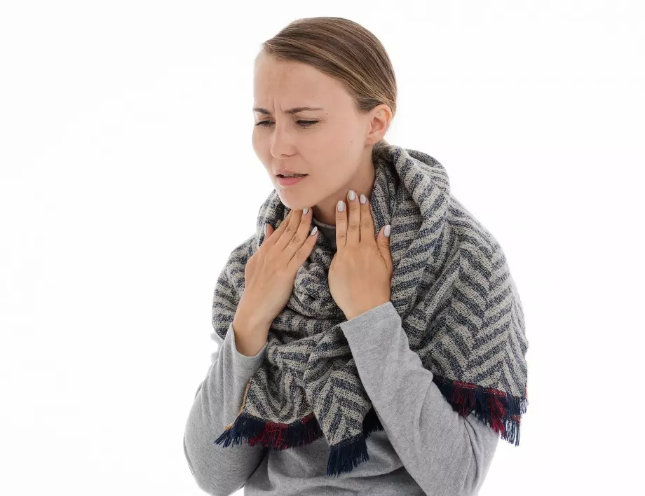 Болно гърло, температура и подути сливици – сигнал за ангина 