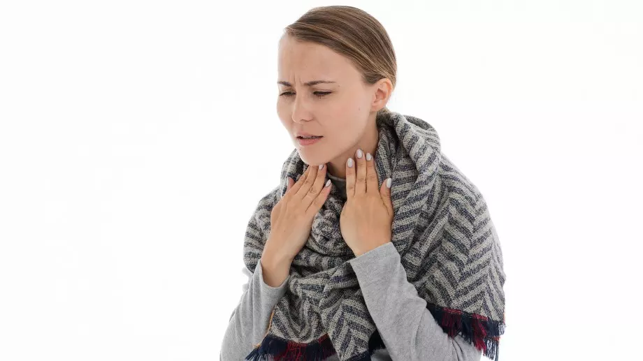 Какви хапчета е добре да приемате при възпалено гърло