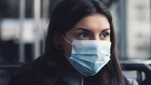 Вече е задължително да носим маска за лице, глобата е 5000 лв