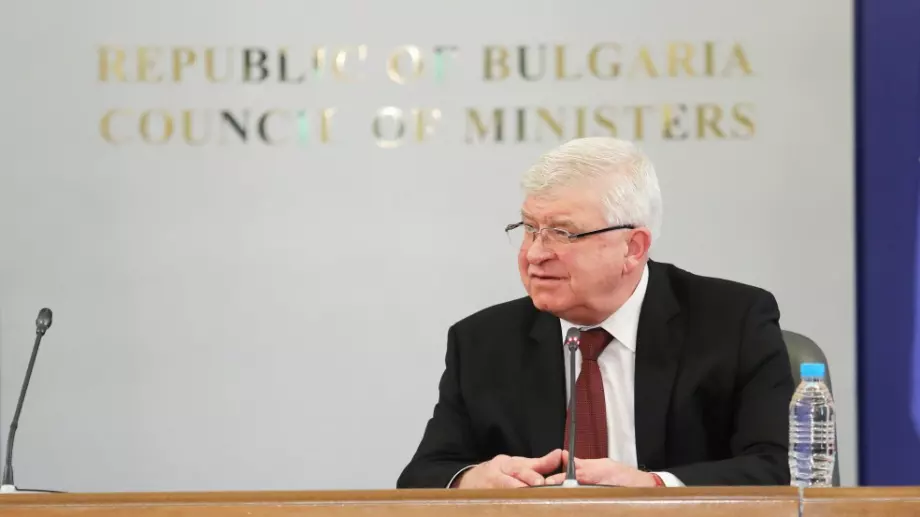 Финансовият министър Кирил Ананиев е с COVID-19