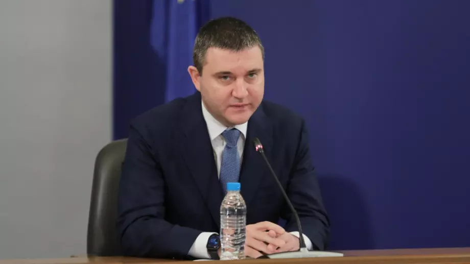 Владислав Горанов започна частен бизнес