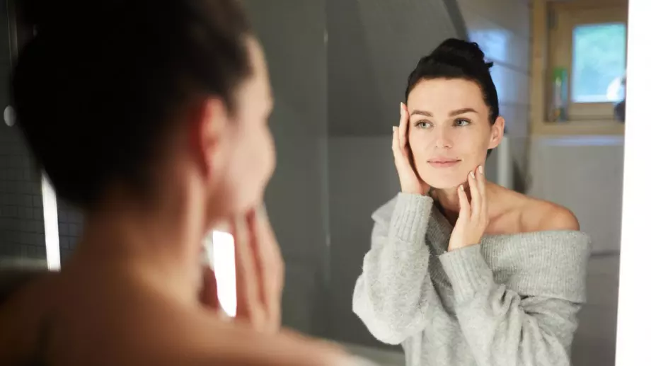 Супер ползи за кожата от маслото от чаено дърво