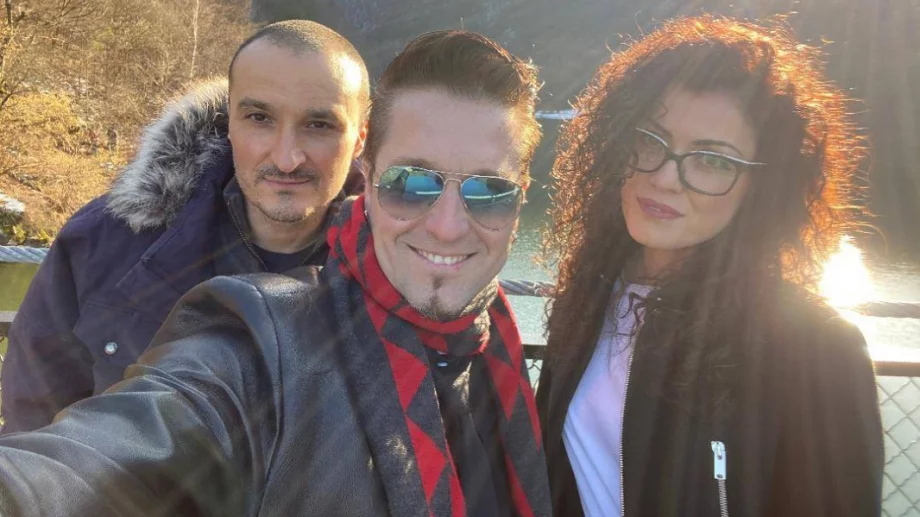 Банда приятели изпяха „Рисунка“